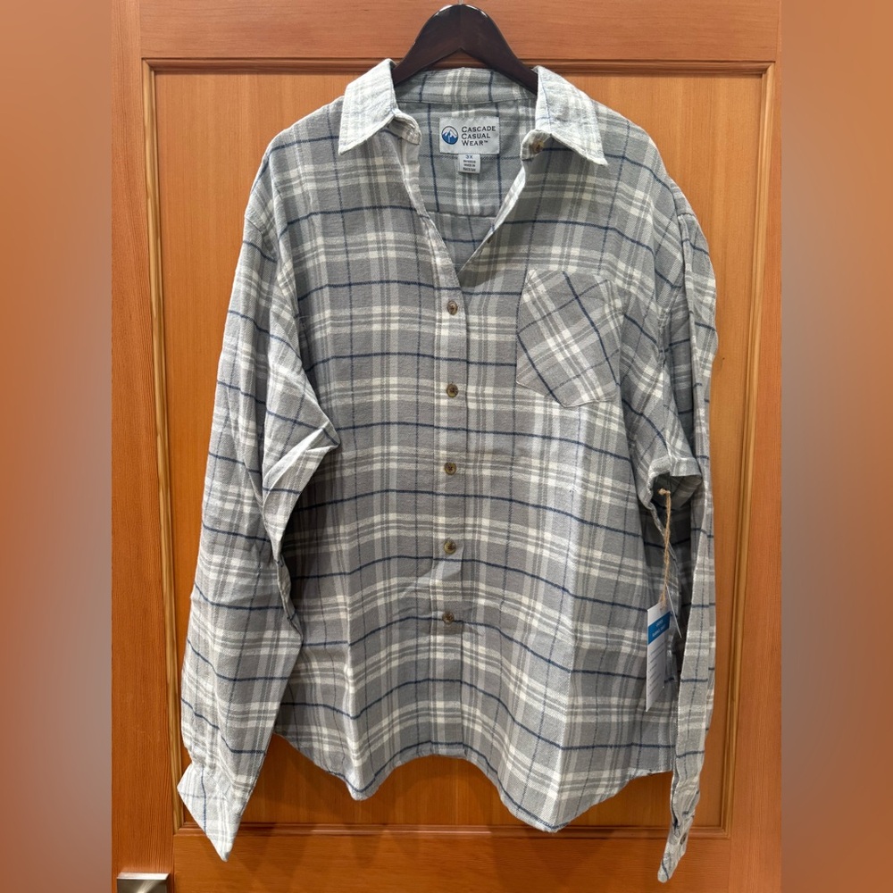 Men's Gray Plaid Button-Down Shirt